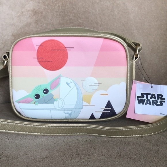 Brand New Danielle Nicole Star Wars Mandalorian Baby Yoda Grogu Crossbody Purse - Picture 14 of 14